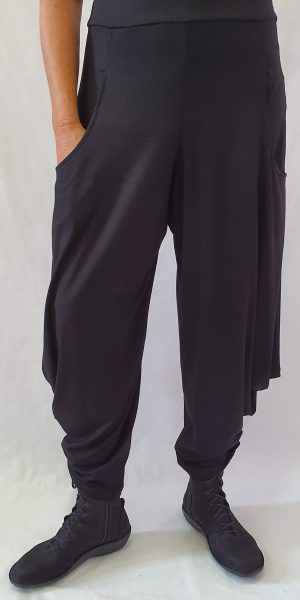 Tricot broek, zwarte tricot broek, makkelijke broek, broek van Sjàzz