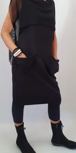 lange zwarte jurk, Xenia Design, Xenia Design bij Sjazz, Zwarte jurk van Xenia Design