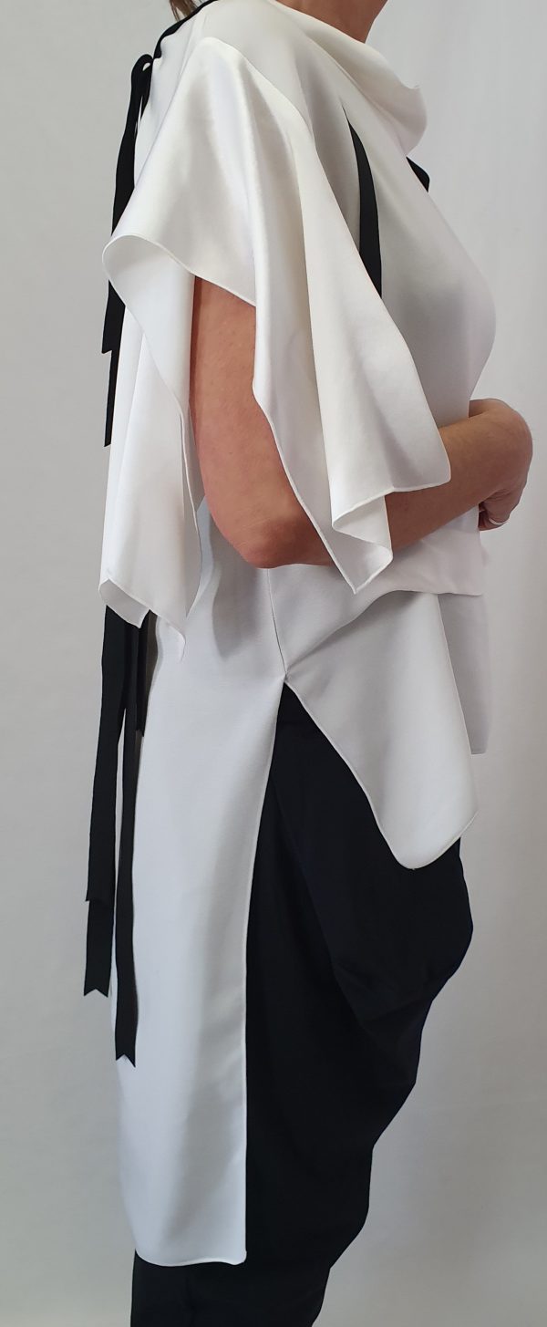aparte hes, Off white-zwarte hes, Xenia Design bij Sjazz